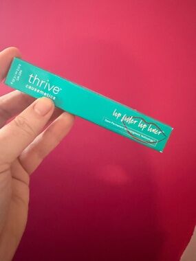 Thrive Causemetics Lip Filler Lip Liner in Kackie (mocha)